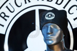 Bonnet long brodé
