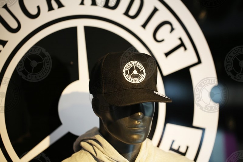 CASQUETTE SNAPBACK NOIRE CASQUETTE SNAPBACK NOIRE
