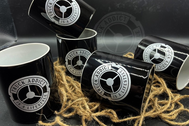 Mug Truck Addict Noir et Blanc Mug Truck Addict Noir et Blanc
